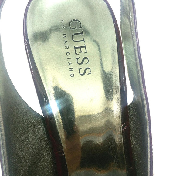 GUESS Snakeskin Stiletto 10M - Picture 2 of 2